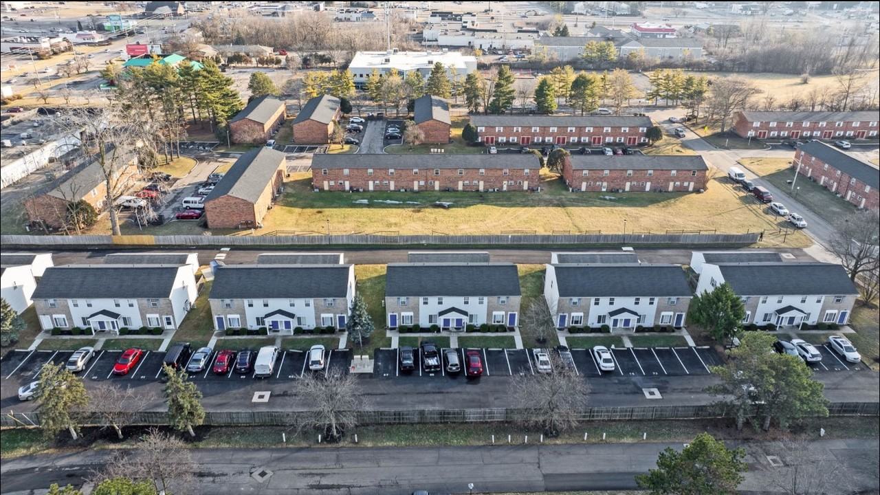 Brady Commons - Photo 7 of 10