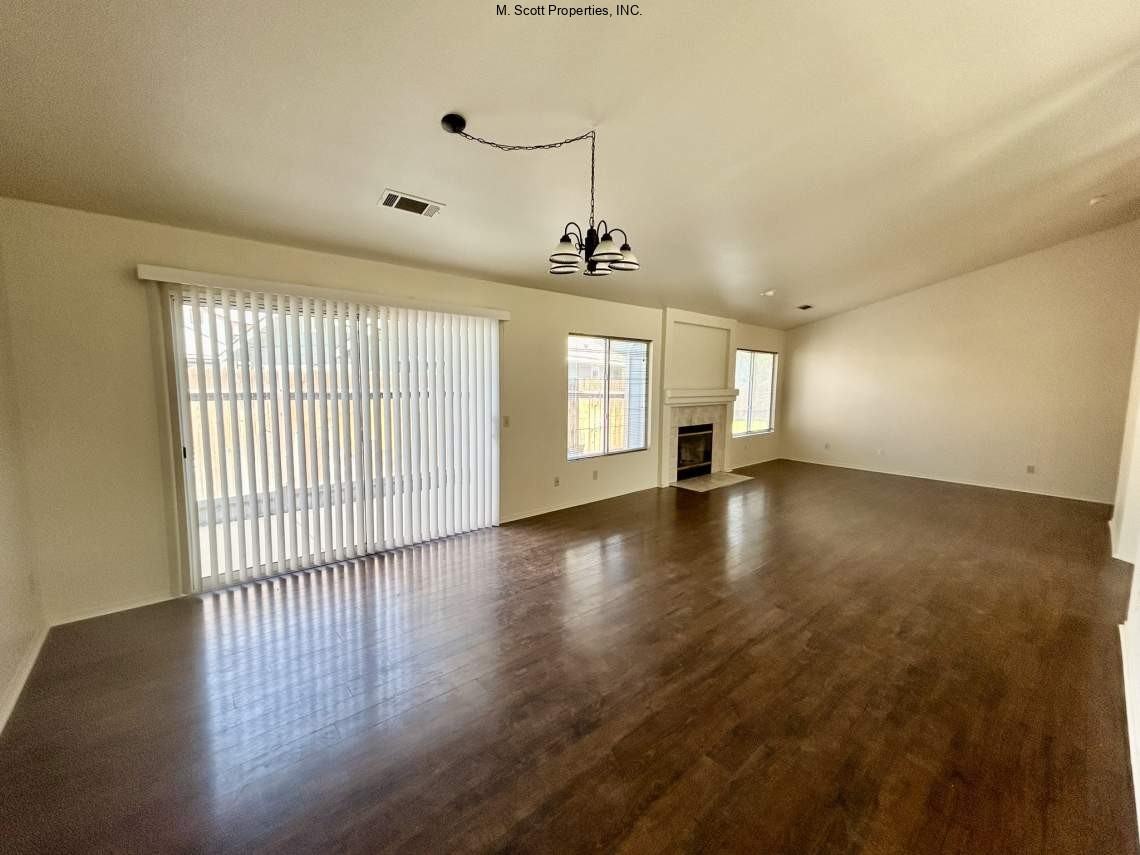 1779 Birch Ct #NA - Photo 3 of 15