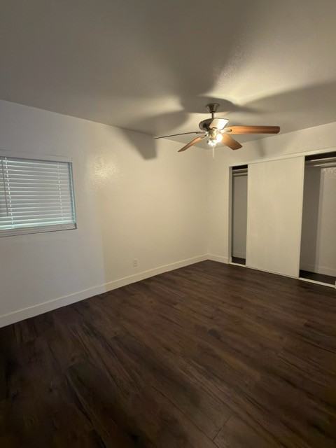 1427 Hoover Ave #1-2 - Photo 6 of 17