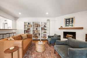 featured image of 2510 Santiago St #NA