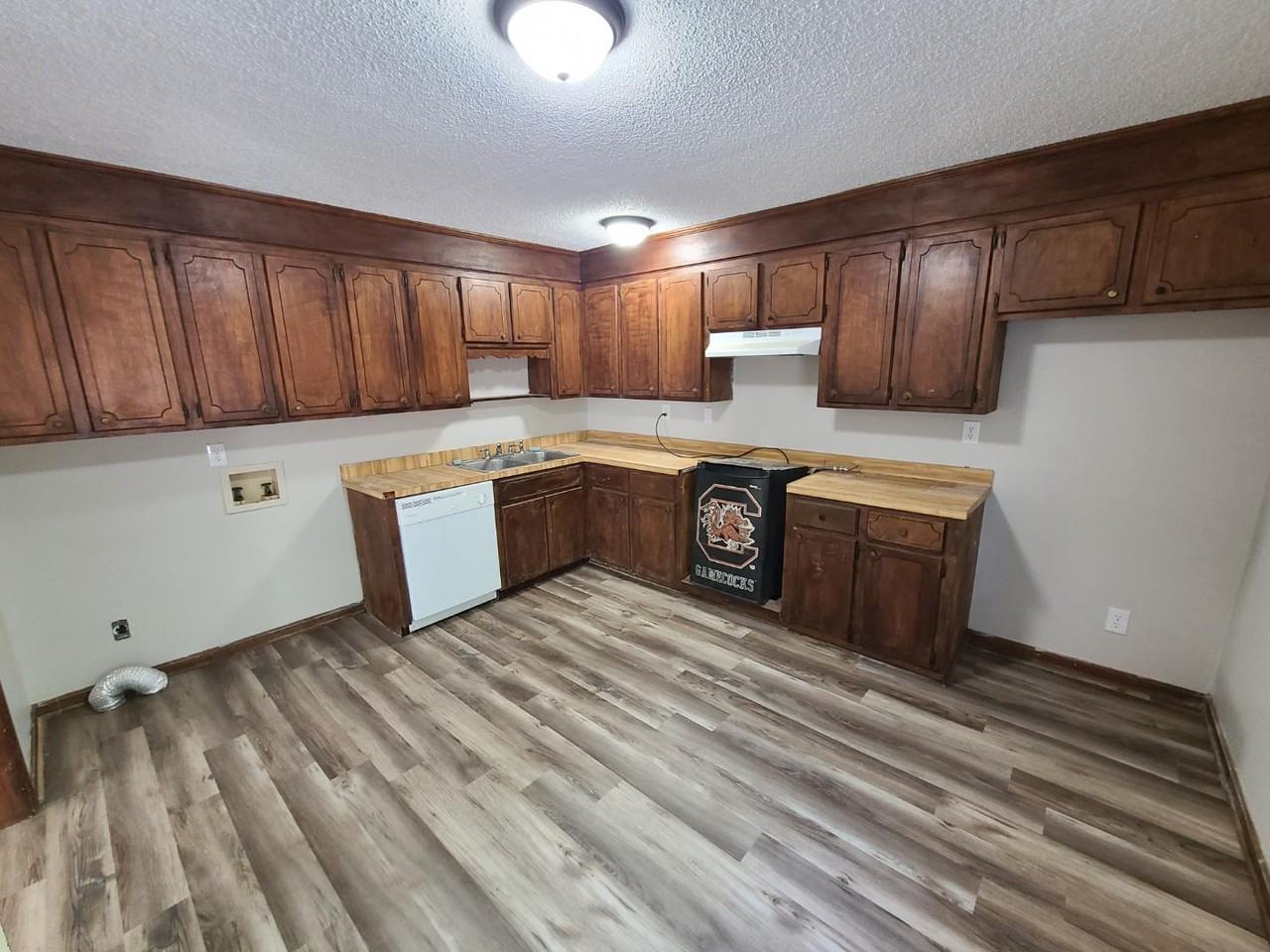 134 Calvin Court - Photo 6 of 10