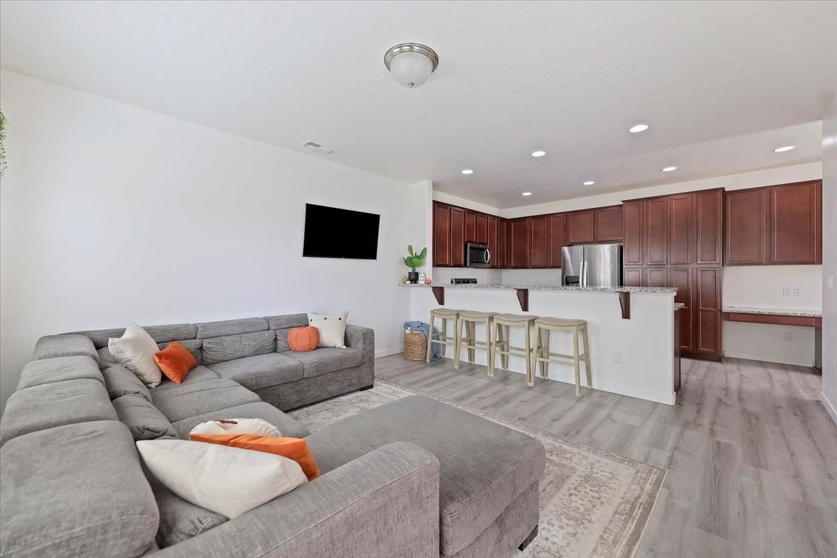 5720 Cherry Ln #5720 - Photo 2 of 16