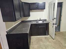 featured image of 613 Poplar St