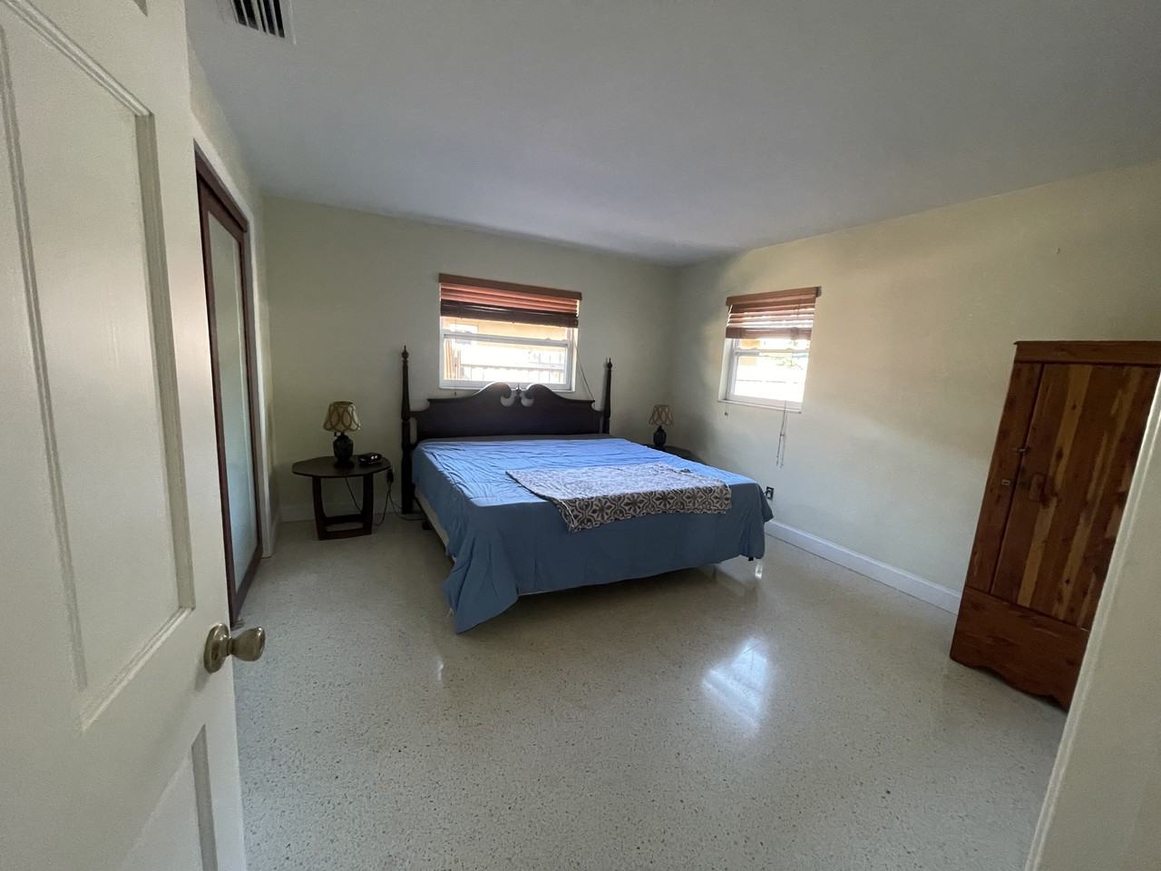 4637 35th Ave N #NA - Photo 6 of 7