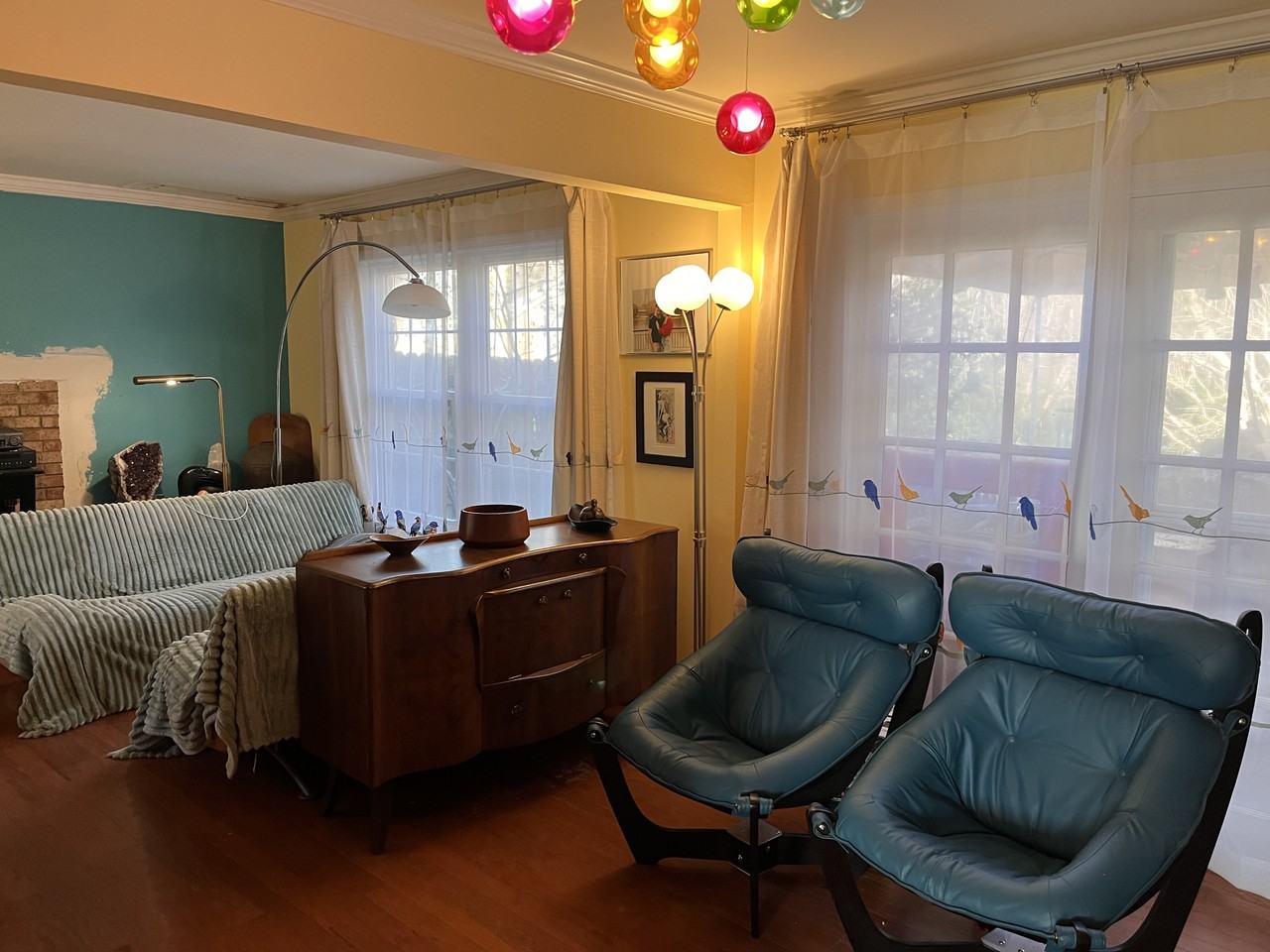 101 Barbary Ct - Photo 3 of 10