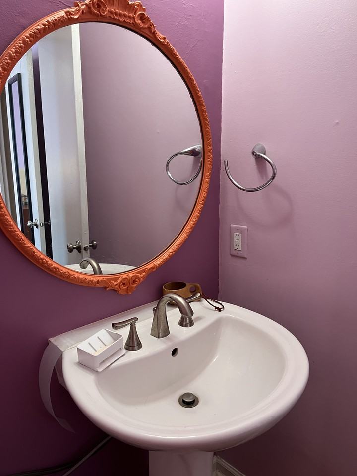 101 Barbary Ct - Photo 4 of 10