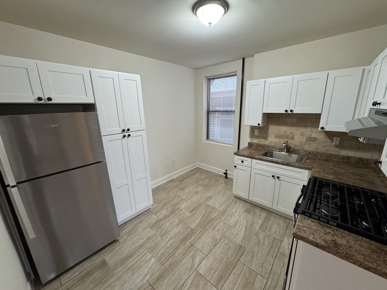 8811 2nd Ave #B1 - Photo 3 of 6