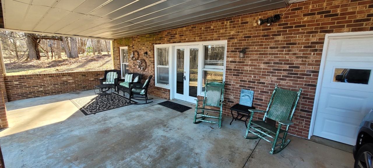 3001 Foxdown Ct #B - Photo 2 of 8