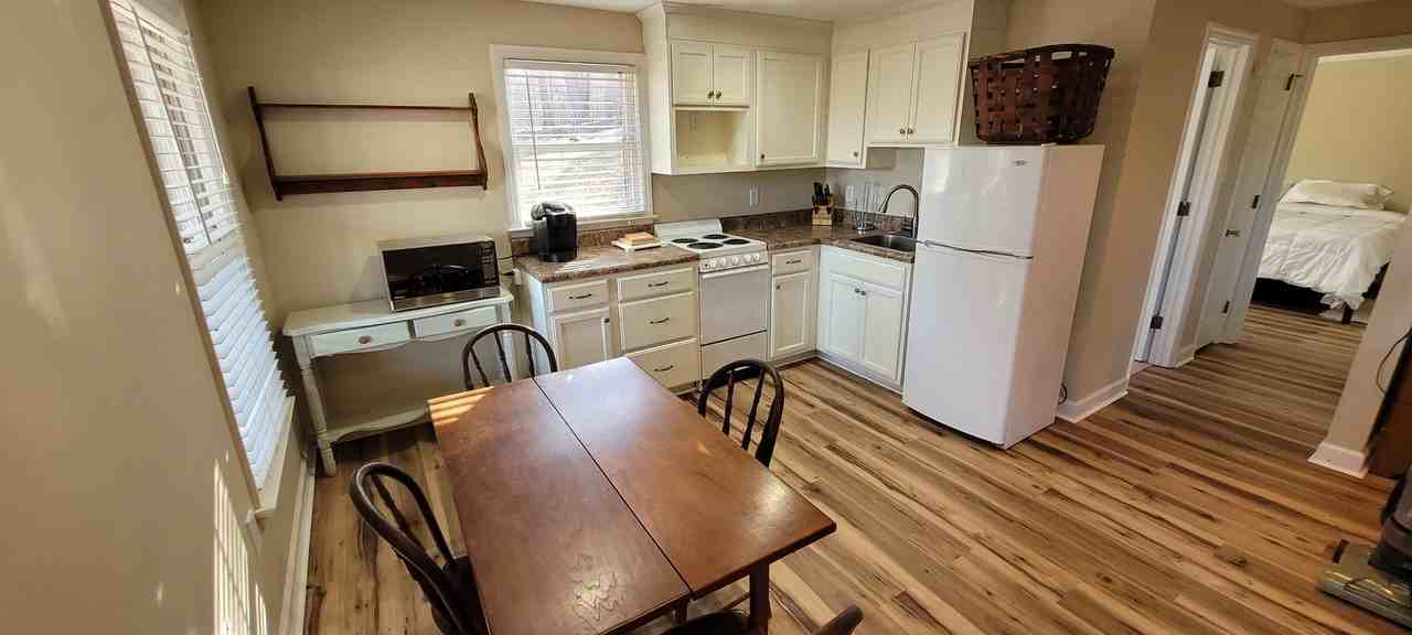 3001 Foxdown Ct #B - Photo 4 of 8