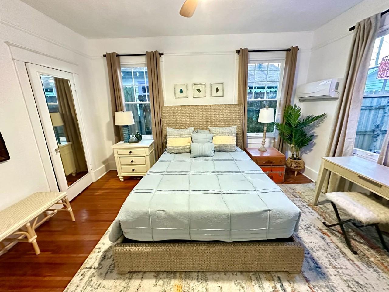 2151 Olive St - Photo 3 of 10