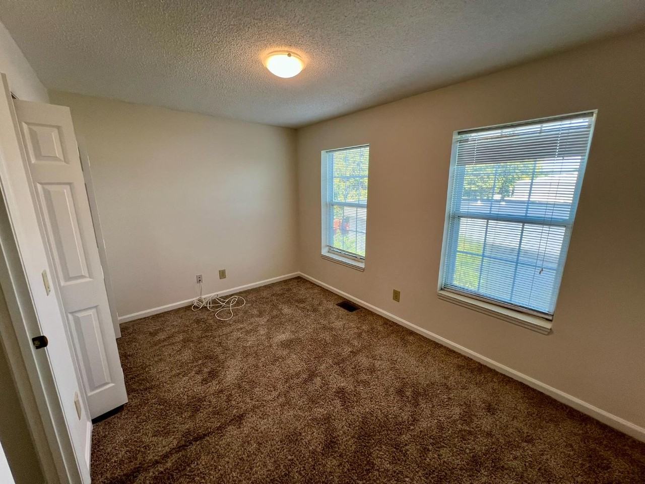 3389 Northside Dr - Photo 6 of 11