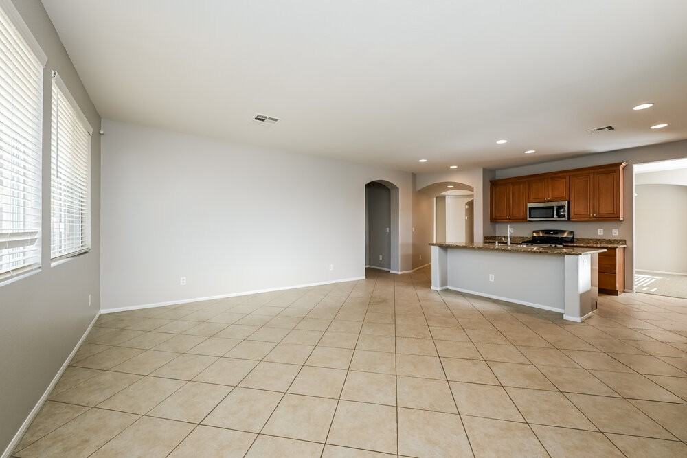 9413 Andesite Hollow Ct - Photo 4 of 16