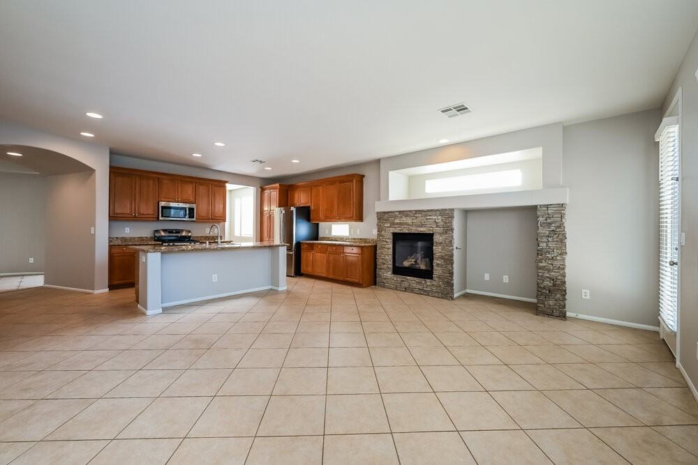 9413 Andesite Hollow Ct - Photo 7 of 16