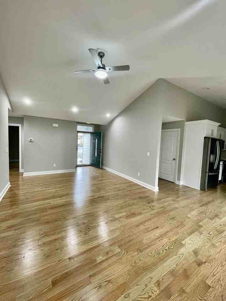 124 Palmer Dr #1 - Photo 6 of 33