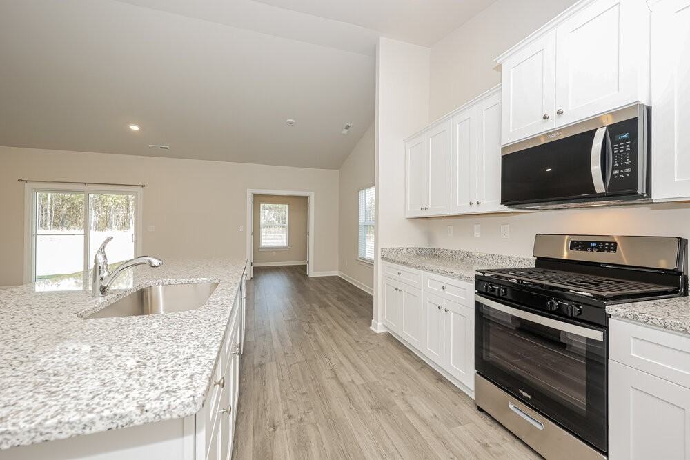 3463 Quintana Dr - Photo 6 of 16