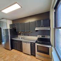 featured image of 442 William St #2R
