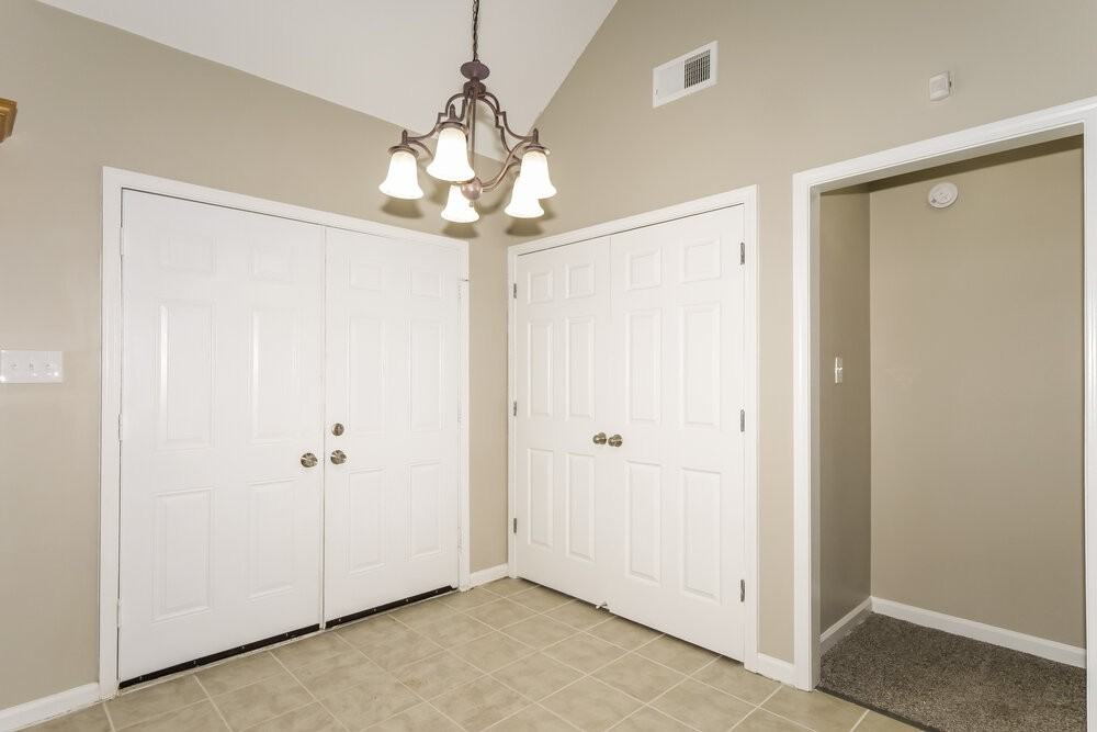 2746 Virginia Woods Pl - Photo 7 of 17