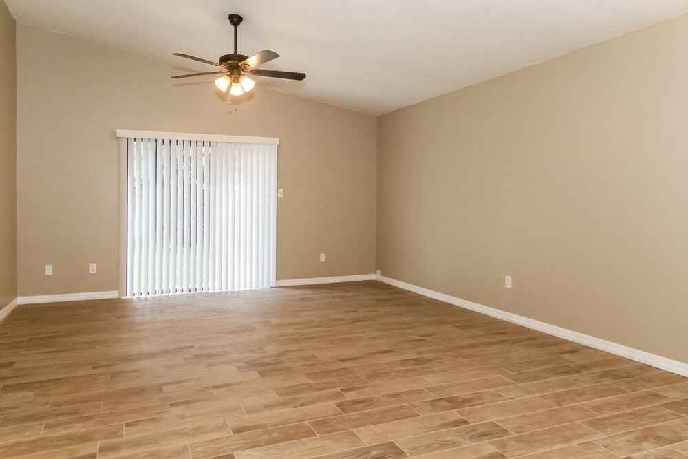 1345 Bridlebrook Dr - Photo 2 of 15