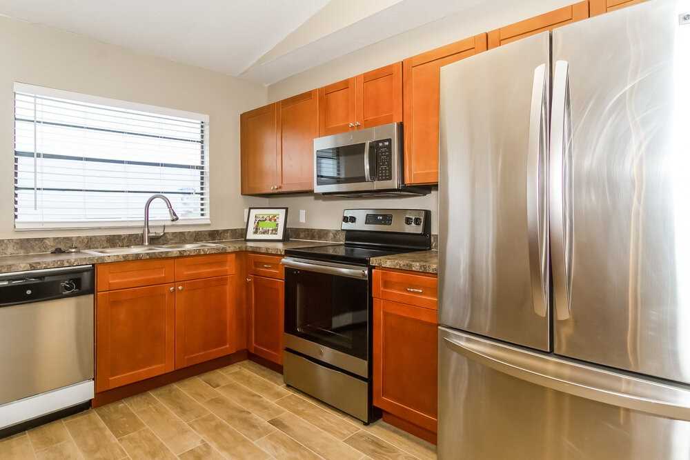 1345 Bridlebrook Dr - Photo 6 of 15