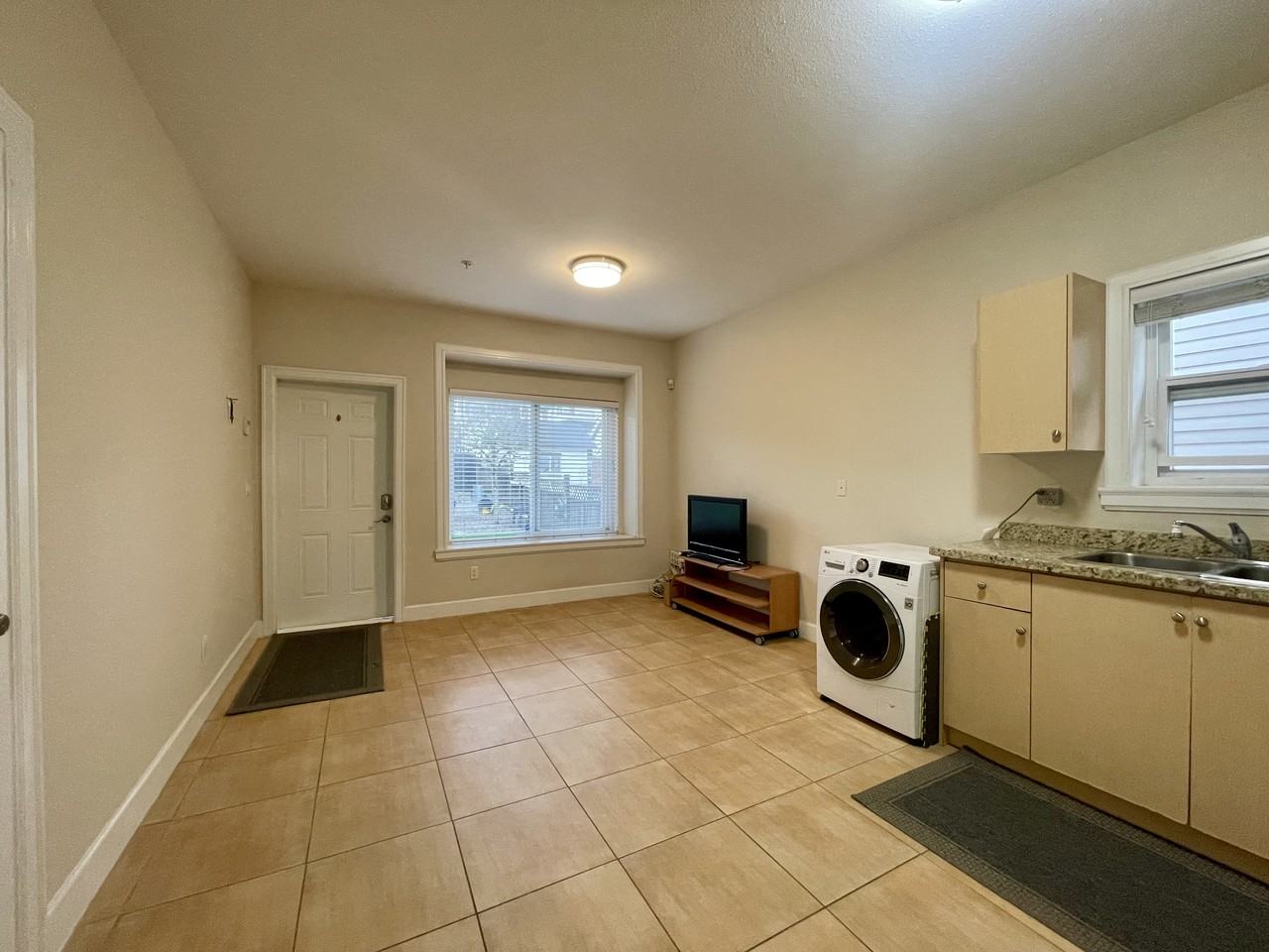 5566 Ross Street - Photo 2 of 15