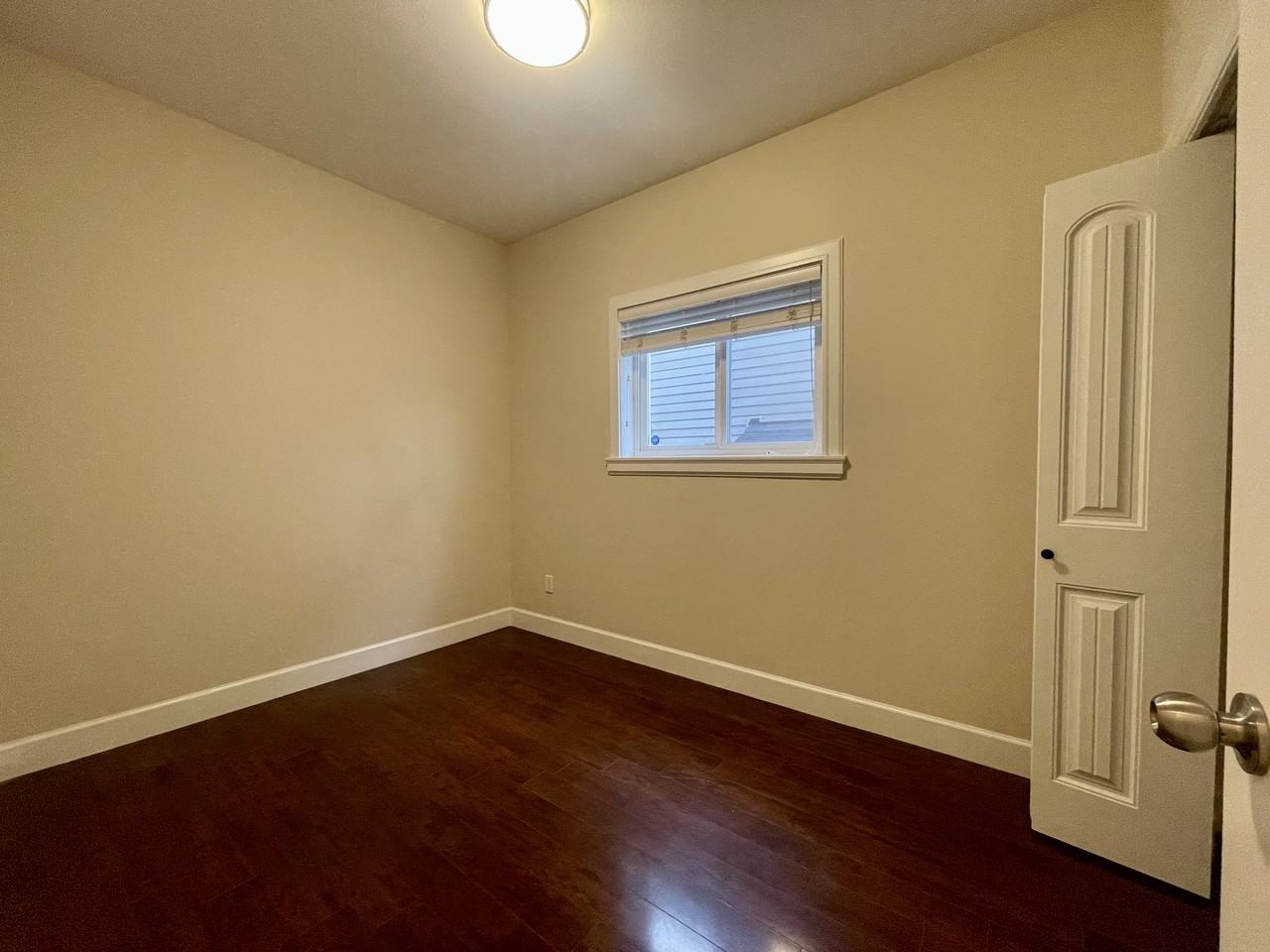 5566 Ross Street - Photo 6 of 15