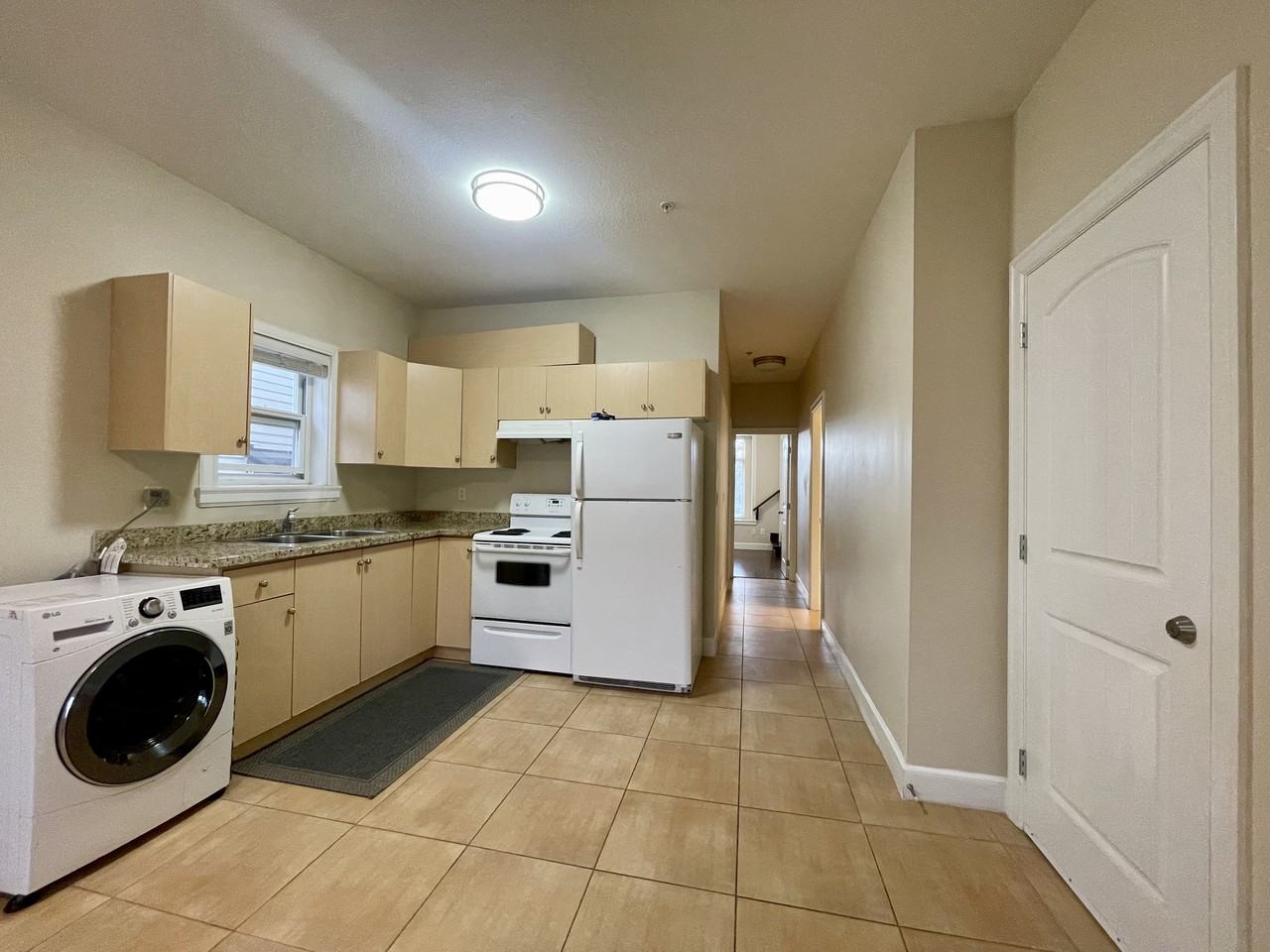 5566 Ross Street - Photo 5 of 15