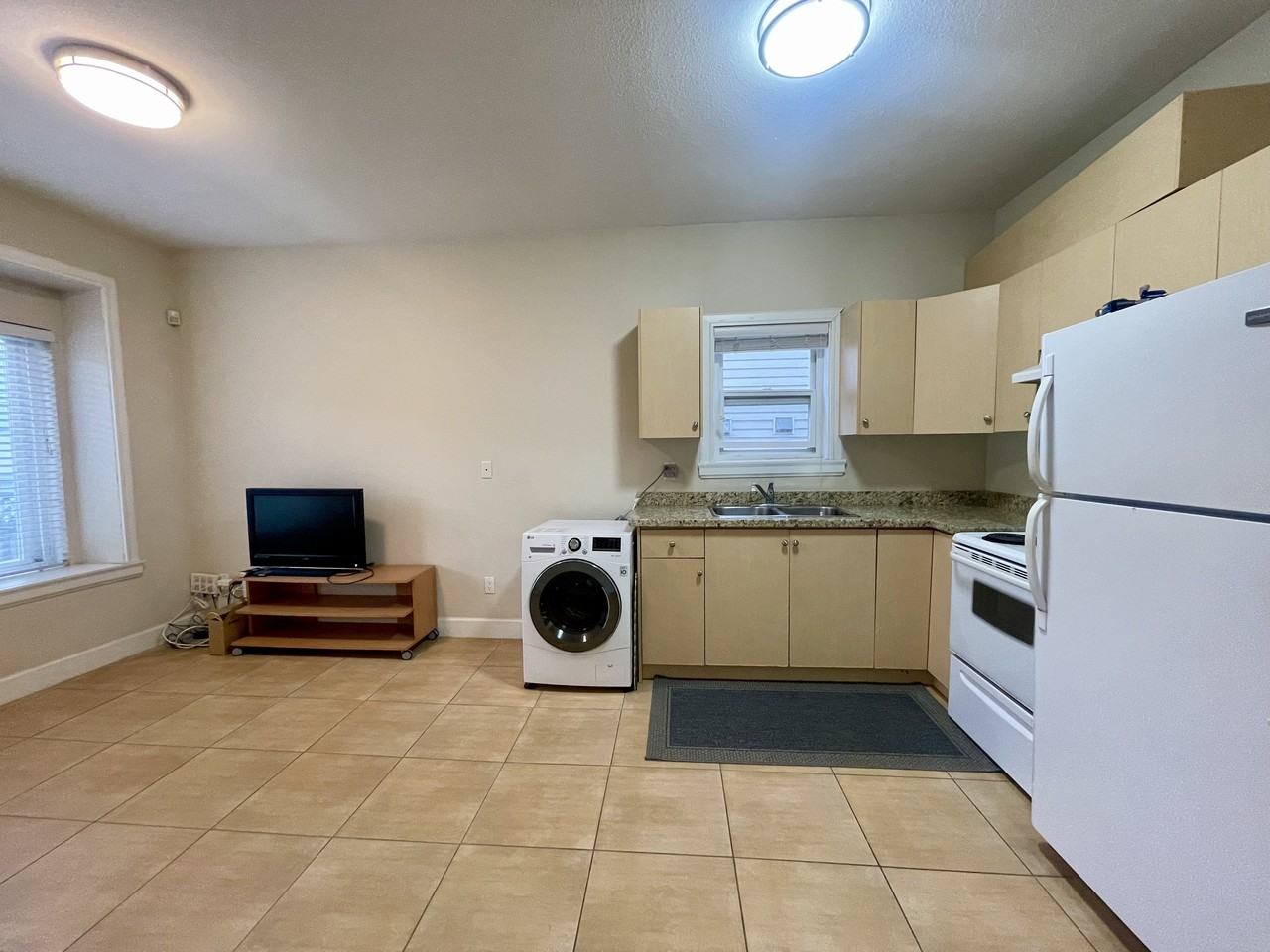 5566 Ross Street - Photo 4 of 15