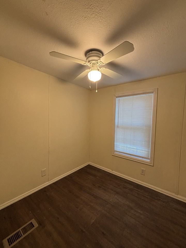 6638 Glen Meadow Dr #1 - Photo 6 of 17