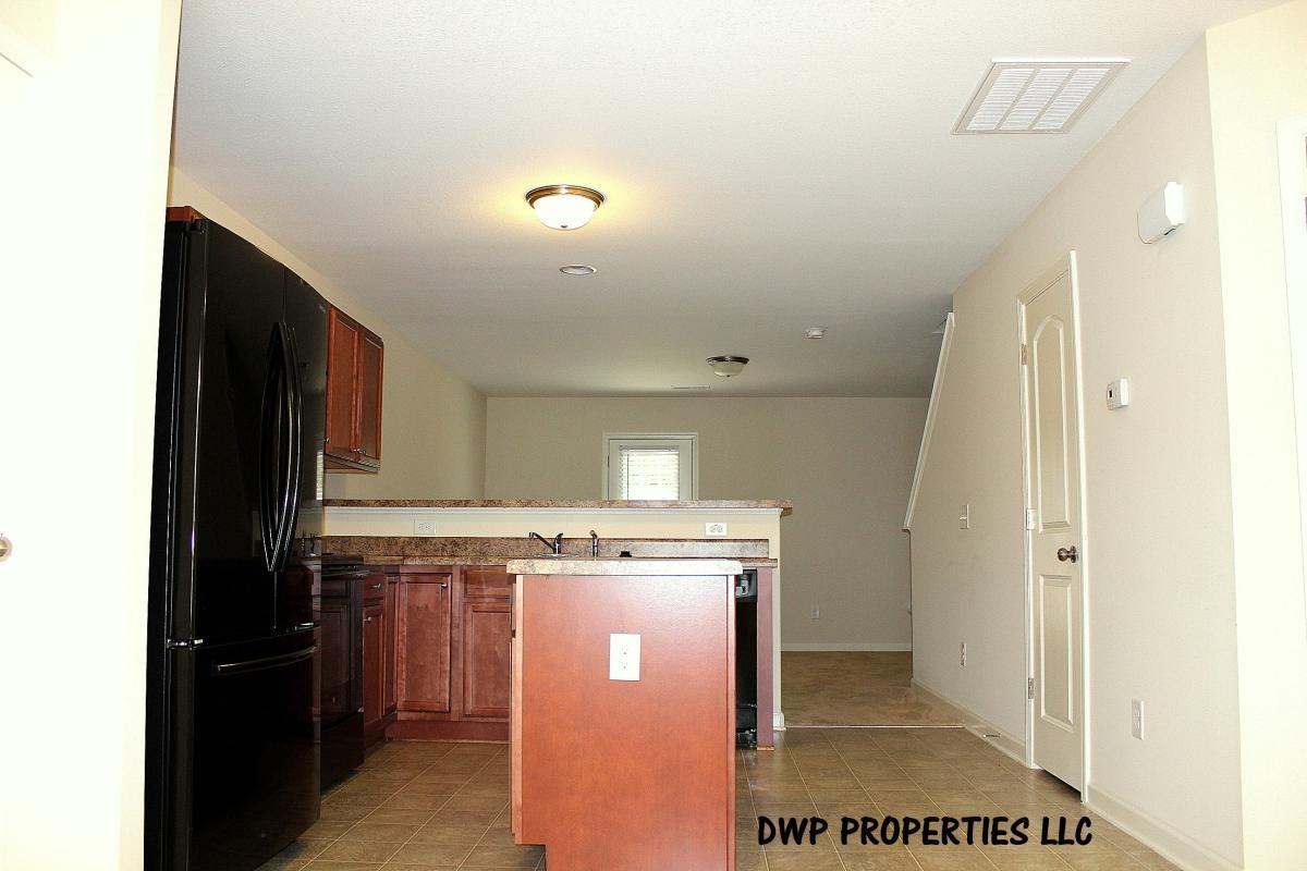 4245 Youngstown Dr #1 - Photo 3 of 25