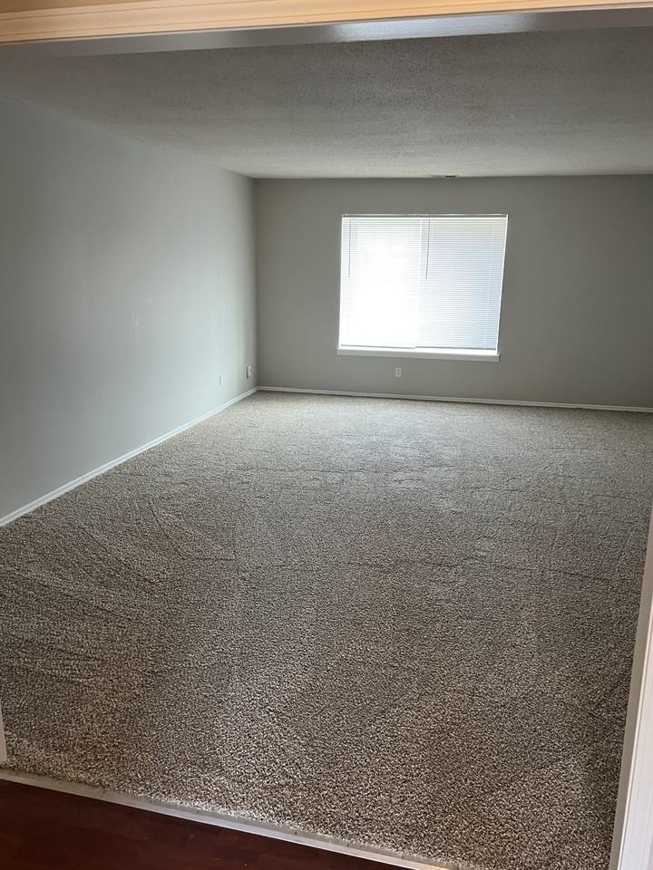 6509 Park Central Way #1 - Photo 4 of 19