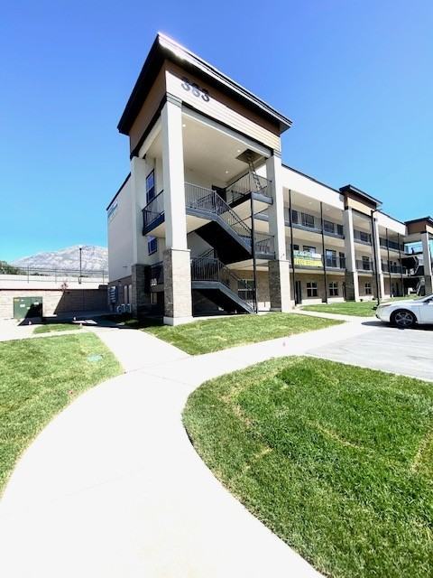 383 Turley Ave - Photo 4 of 16