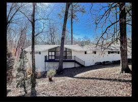 featured image of 323 Forest Glen Rd