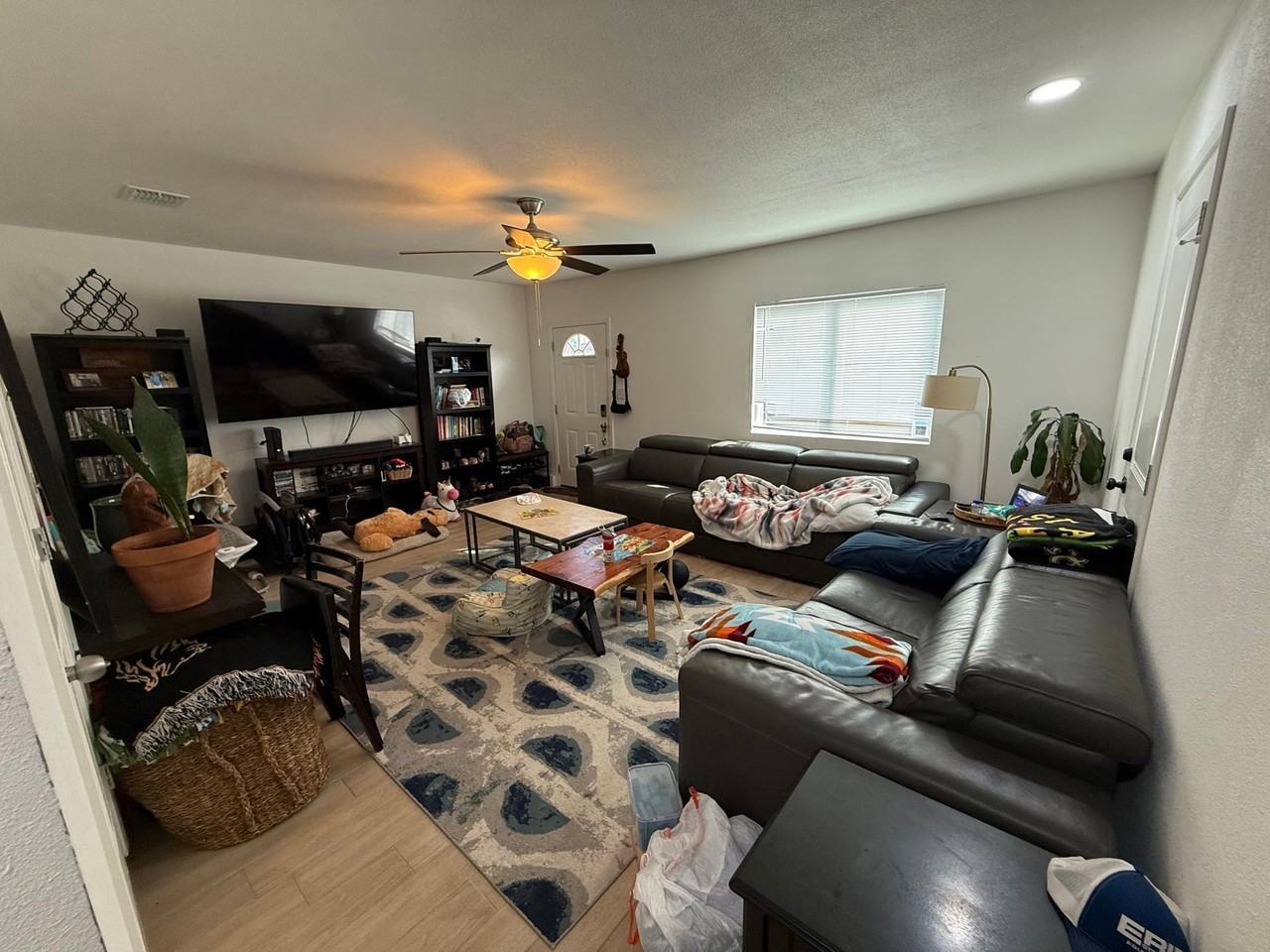 4509 Southwest Dr - Photo 3 of 17