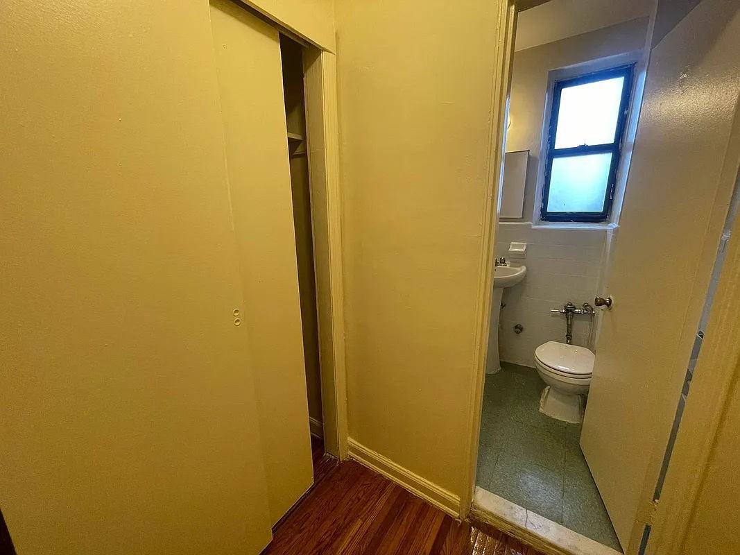 7210 34th Ave #507 - Photo 4 of 8