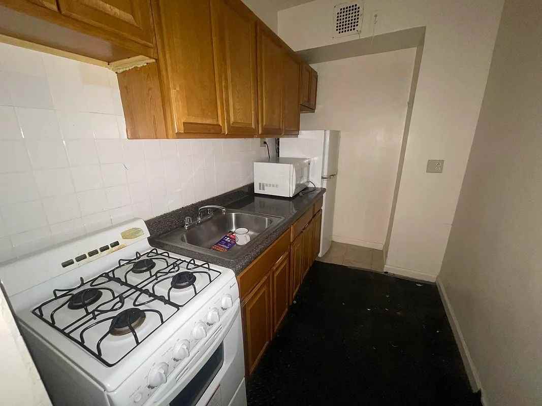 7410 35th Ave #512E - Photo 2 of 7