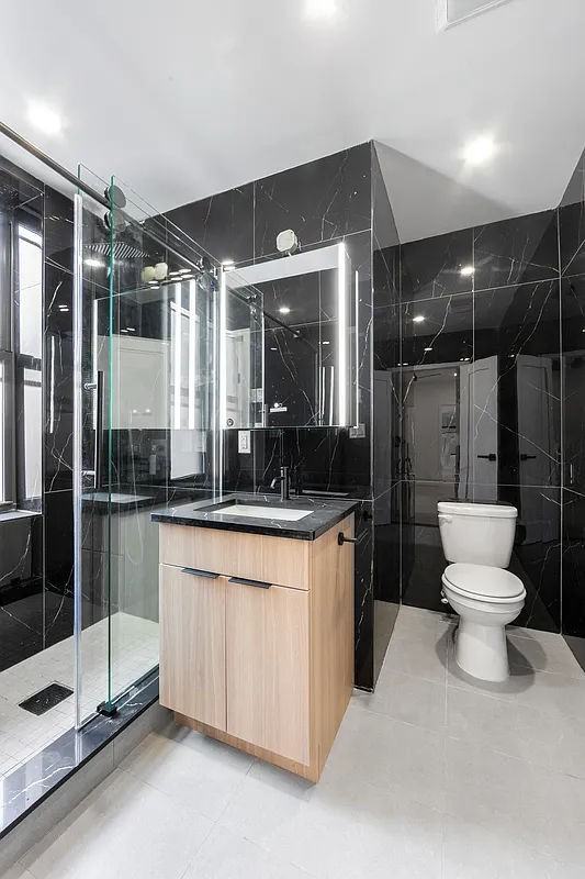 205 E 4th St #9 - Photo 3 of 3