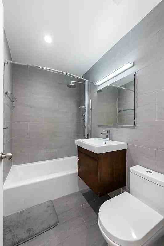 309 Cherry St #J2 - Photo 7 of 8