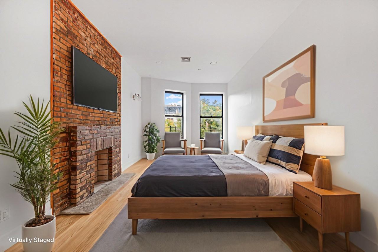 132 W 119th St #4 - Photo 2 of 11