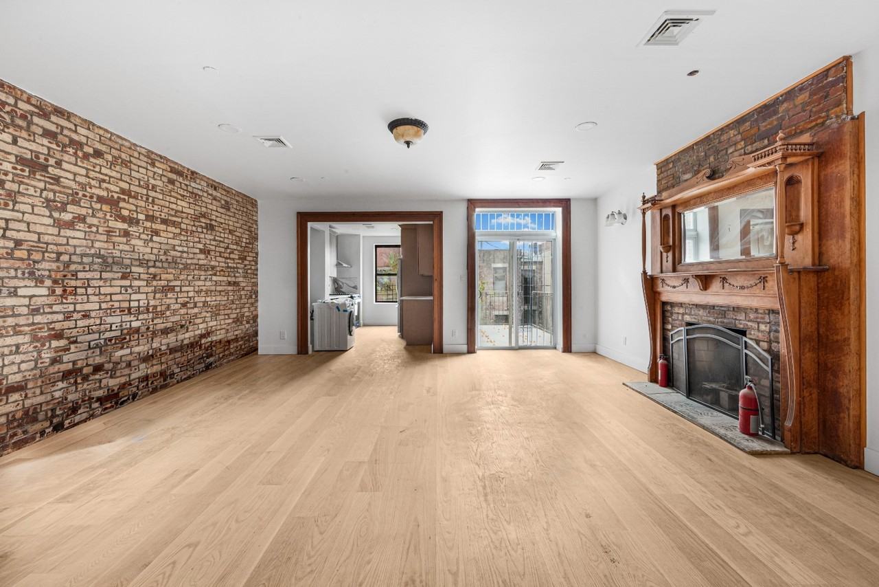 132 W 119th St #4 - Photo 4 of 11