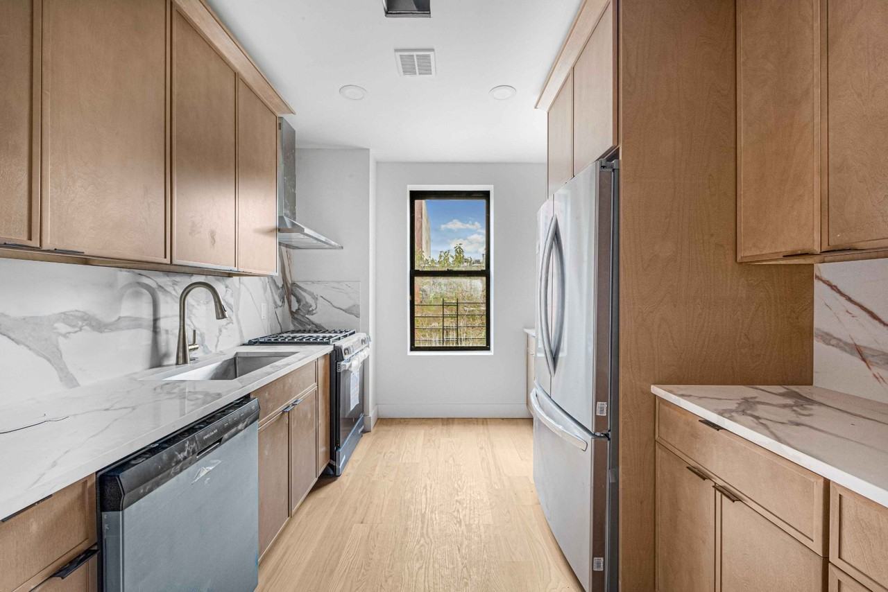 132 W 119th St #4 - Photo 7 of 11