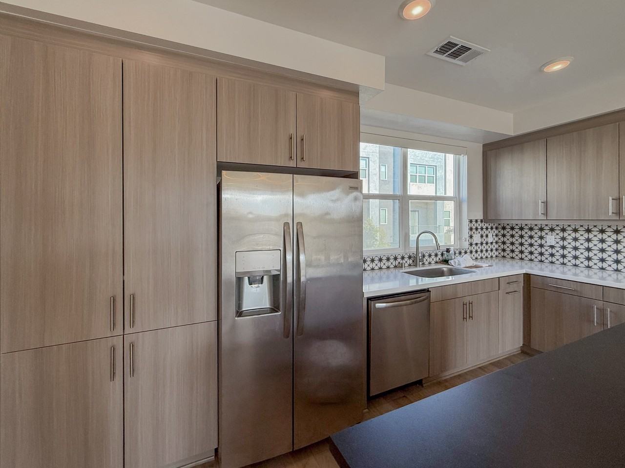 10482 San Diego Mission Rd #7 - Photo 5 of 18