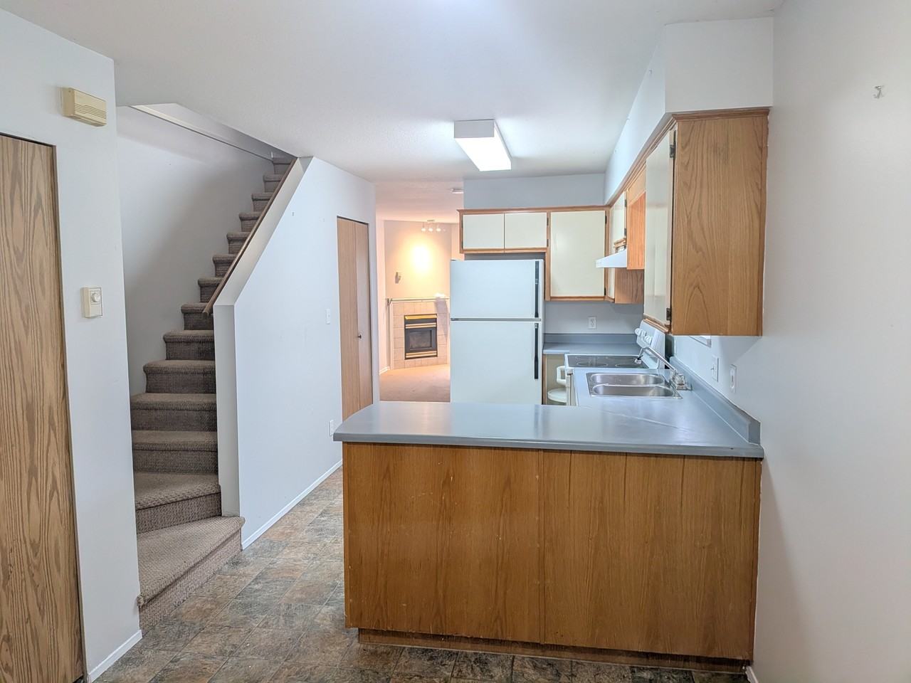 9235 Woodbine St #4 - Photo 2 of 11