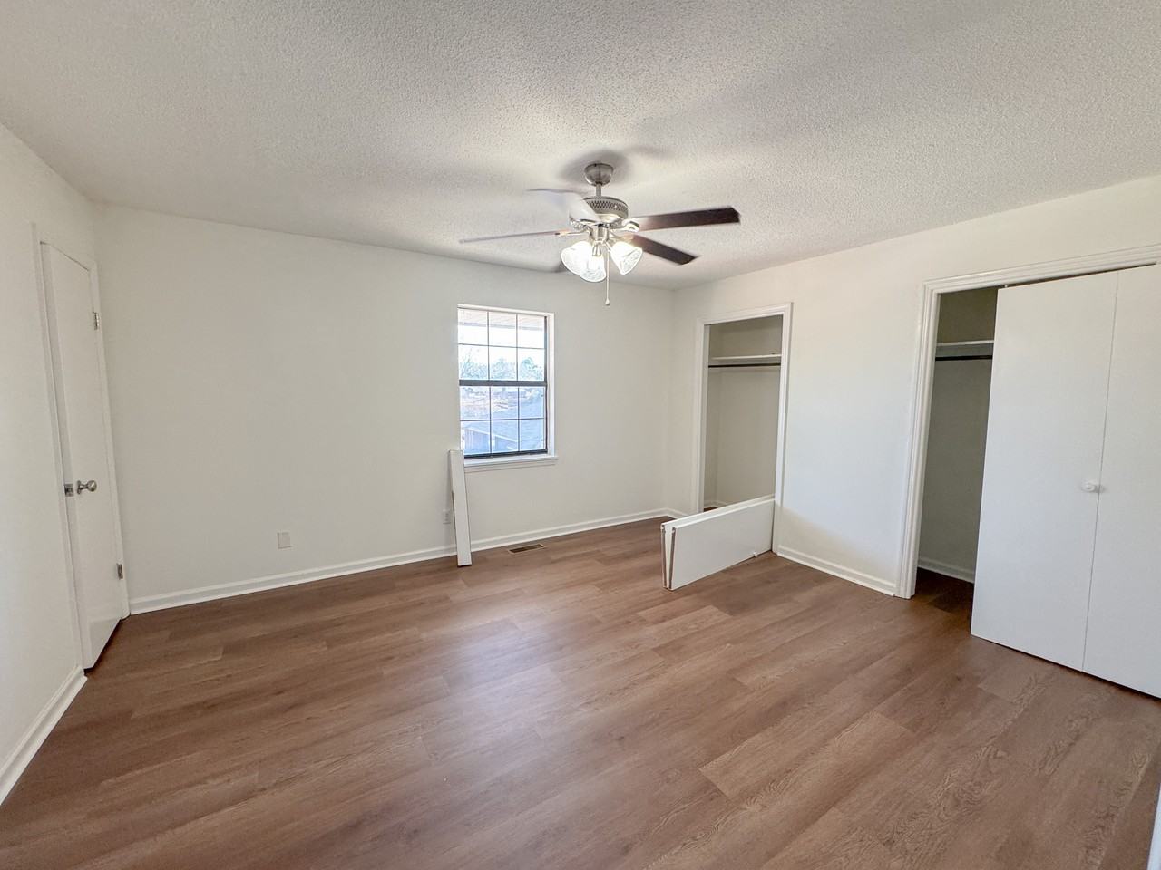 113 Ellis RoadApt 5 #5 - Photo 5 of 10