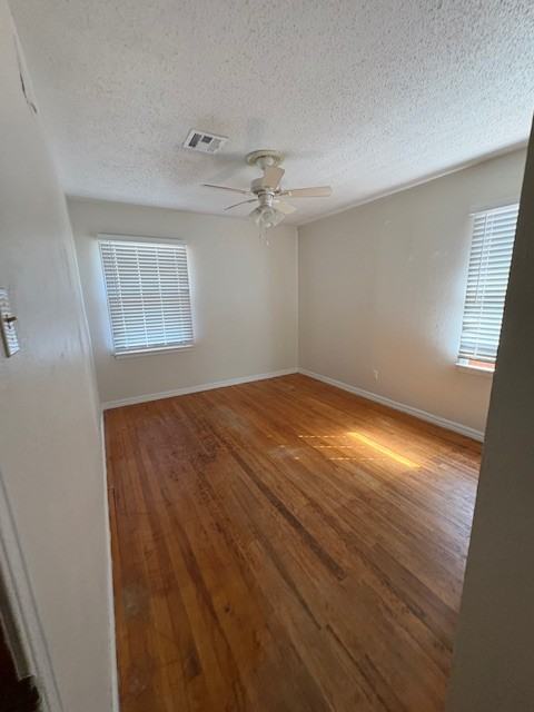 1626 Nw 27th St #1 - Photo 5 of 9