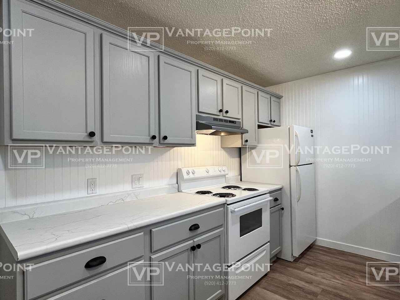 721 Terrace Ave #1 - Photo 4 of 16