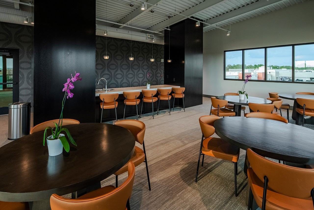 The Pearl - Photo 3 of 35