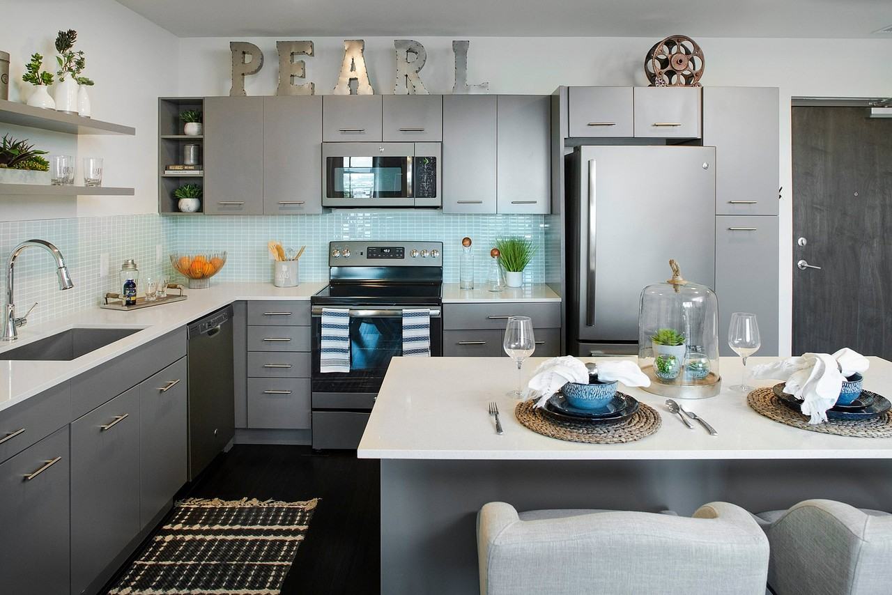 The Pearl - Photo 6 of 35