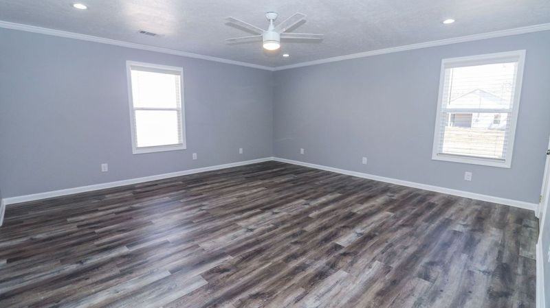 424 N Monroe Ave #0 - Photo 4 of 10