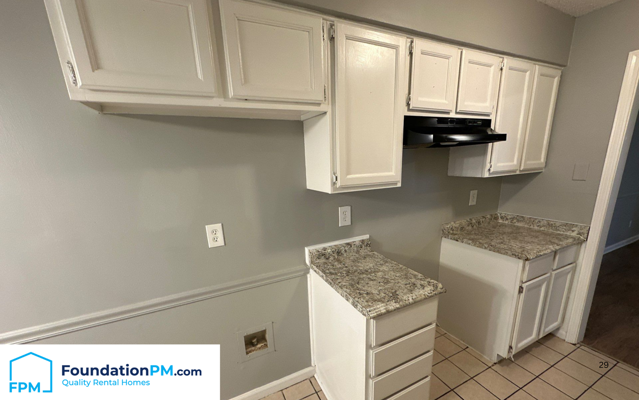 5572 Crepe Myrtle Dr #1 - Photo 4 of 17