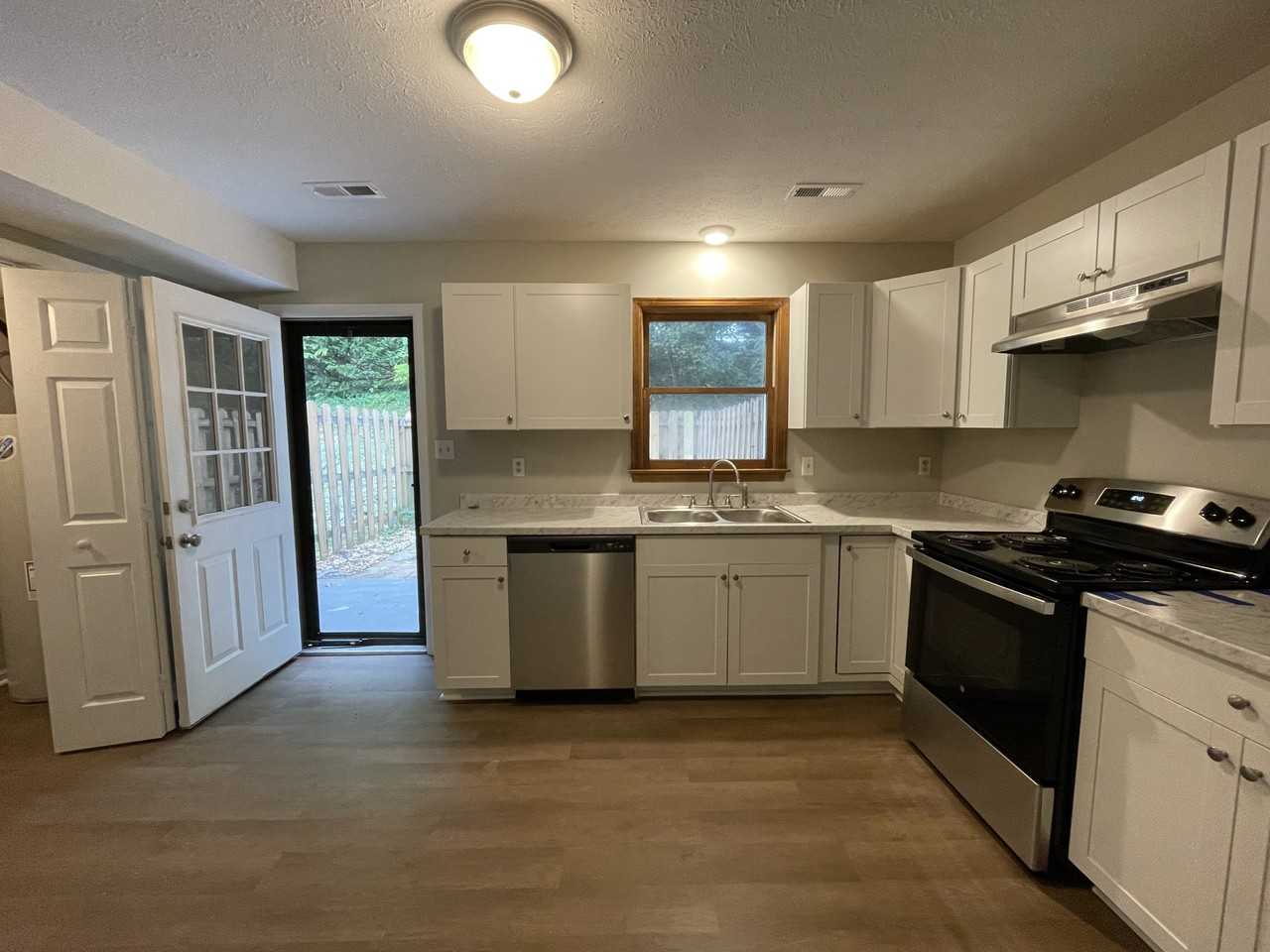 158 Cedar Crest Dr #205 - Photo 3 of 13